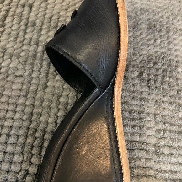 Chanel interlocking CC black leather slides - Picture 12 of 16